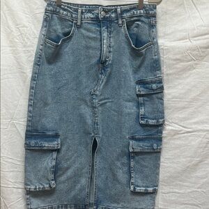 Denim cargo skirt
